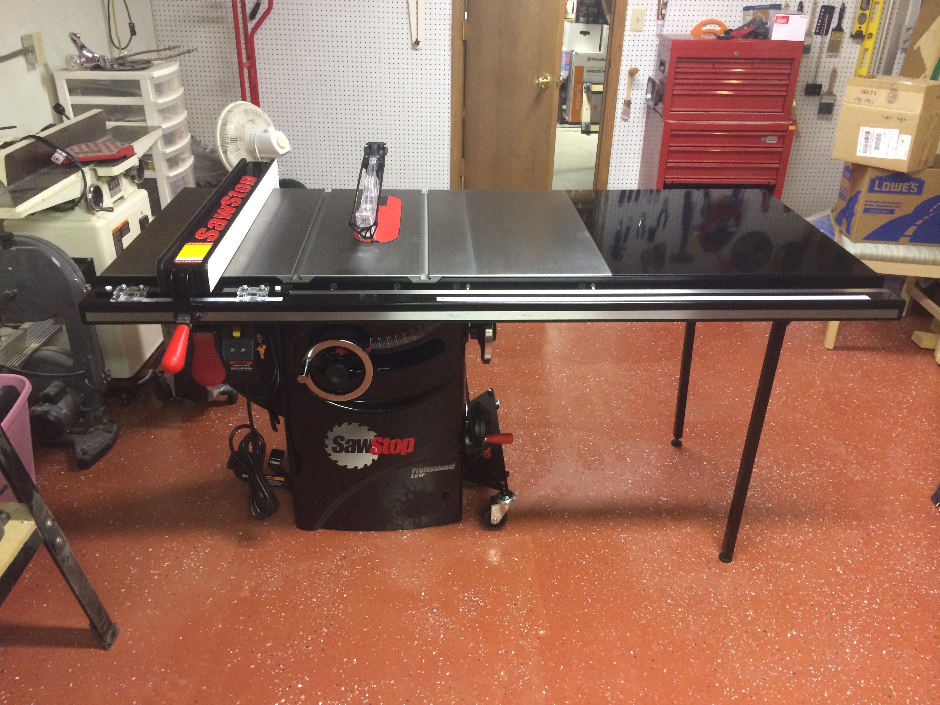 SawStop cabinet saw setup 3